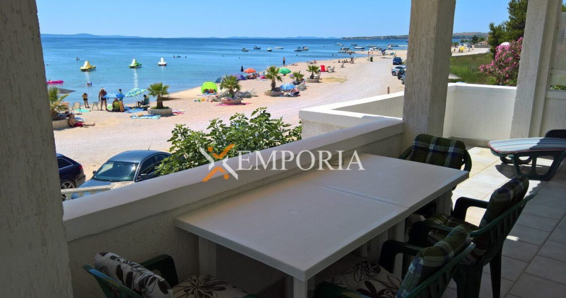 Apartment A764 – Vir