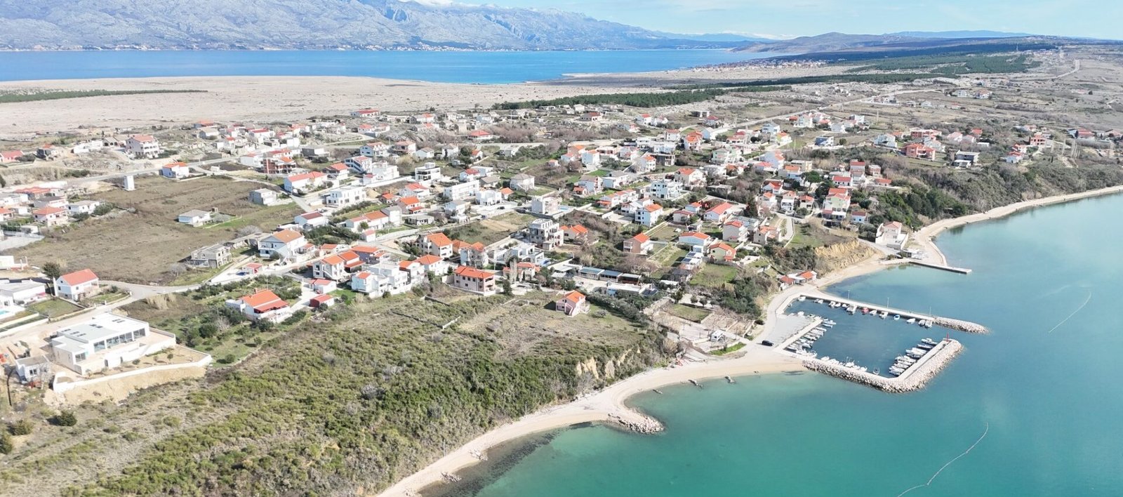 Urbanized land L363 – Ražanac, Rtina