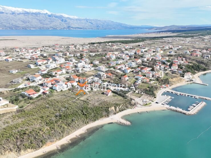 Urbanized land L363 – Ražanac, Rtina