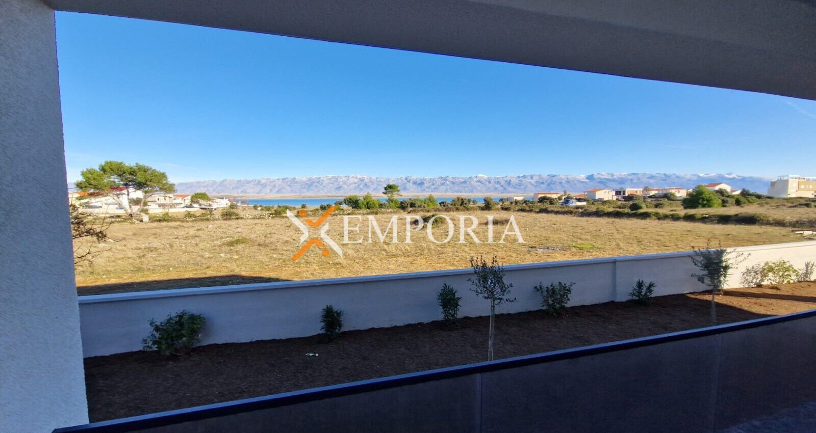 Apartment A1097 – Vir