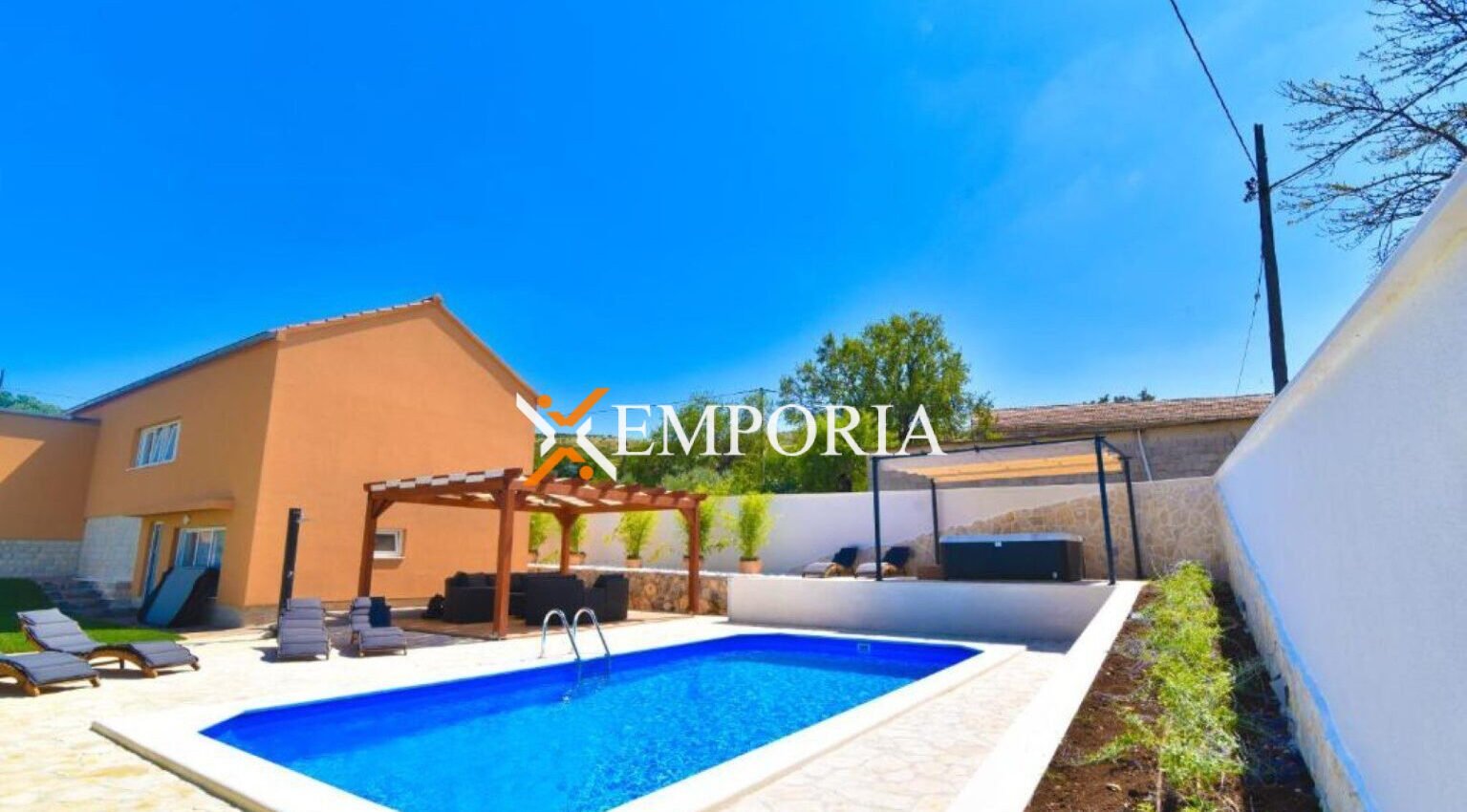 House H563 – Sukošan, Debeljak