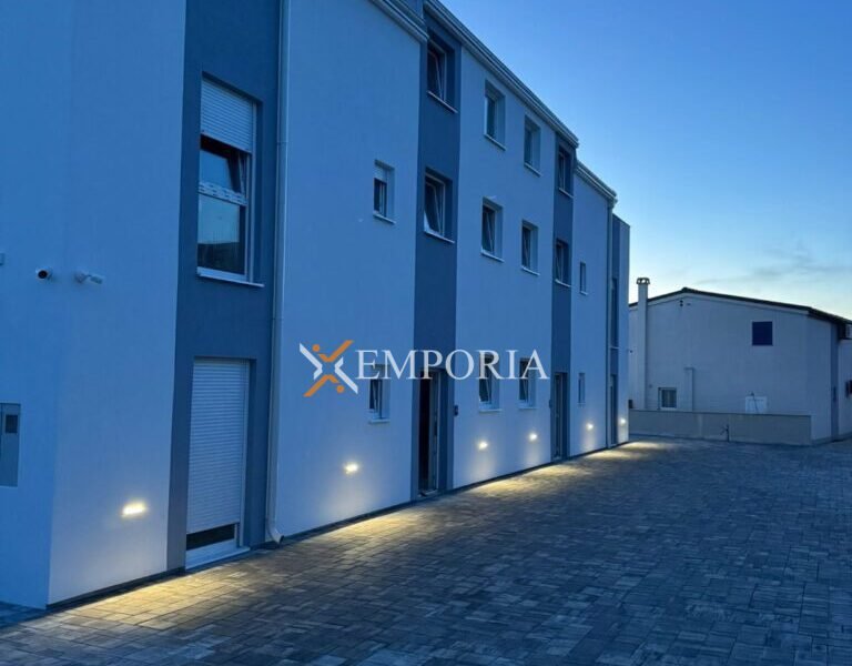 Apartment A1456 – Vir