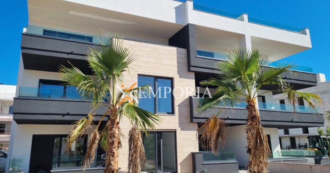 Flat F1196 – Zadar, Crvene kuće