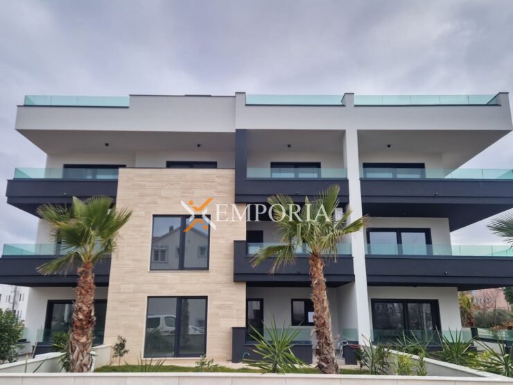 Flat F1196 – Zadar, Crvene kuće