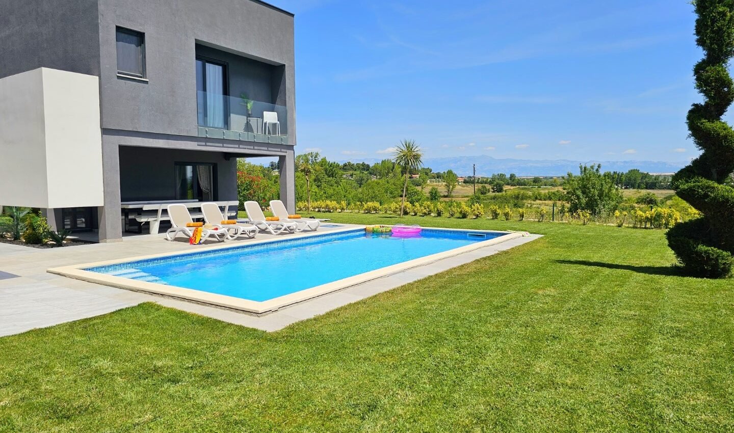 House H652 – Zemunik Donji House H652 – Zemunik Donji