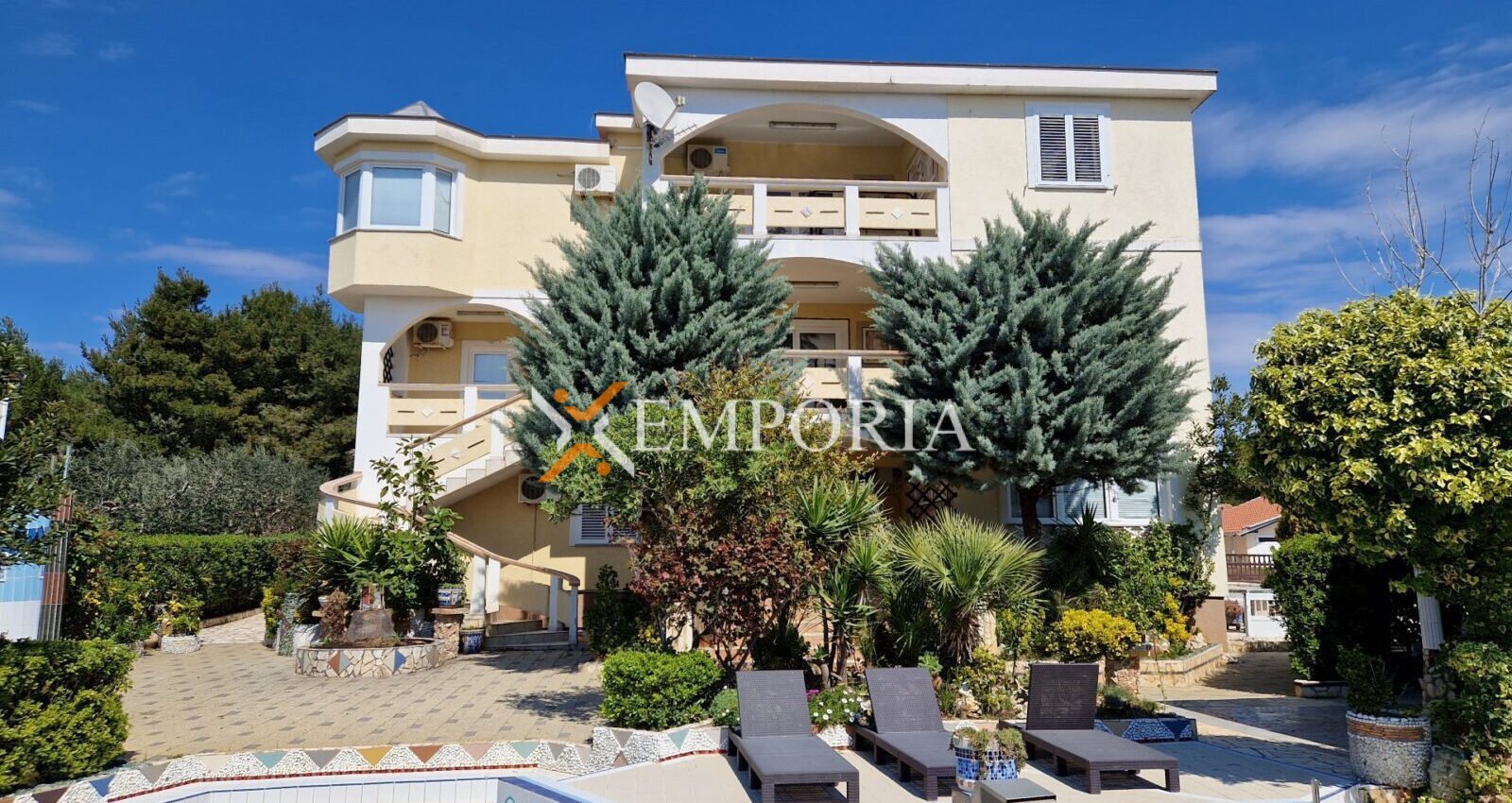 Apartment A1492 – Vir