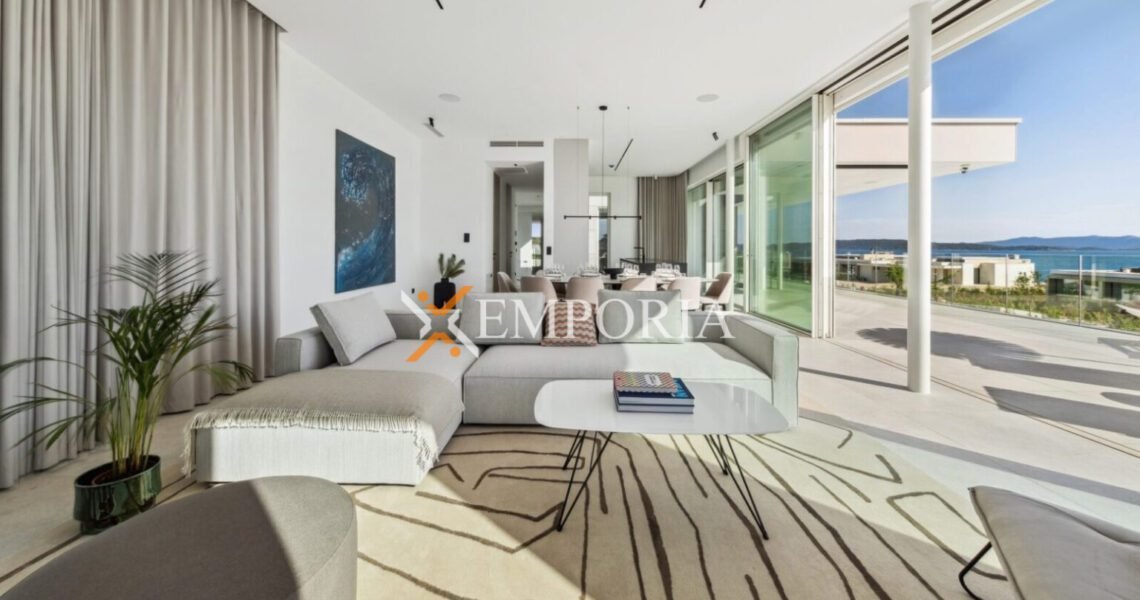 House H696 – Island Ugljan, Ugljan