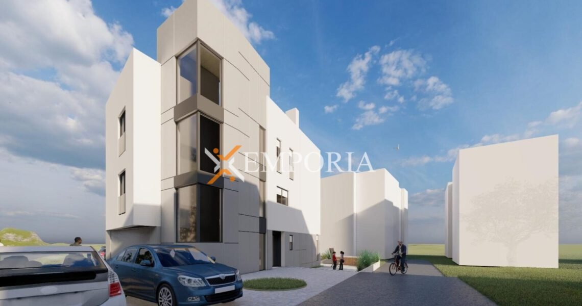 Flat F1250 – Zadar, Plovanija