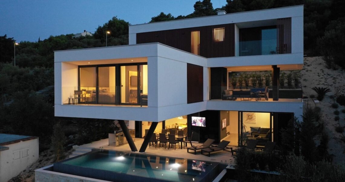 VILLA TRINITY – 2nd ROW TO THE SEA, KALI VILLA TRINITY – 2nd ROW TO THE SEA, KALI