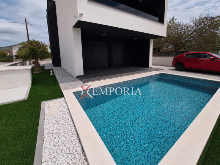 House H707 – Privlaka