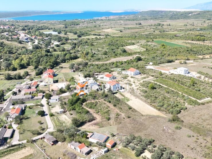 Urbanized land L528 – Ražanac, Krneza