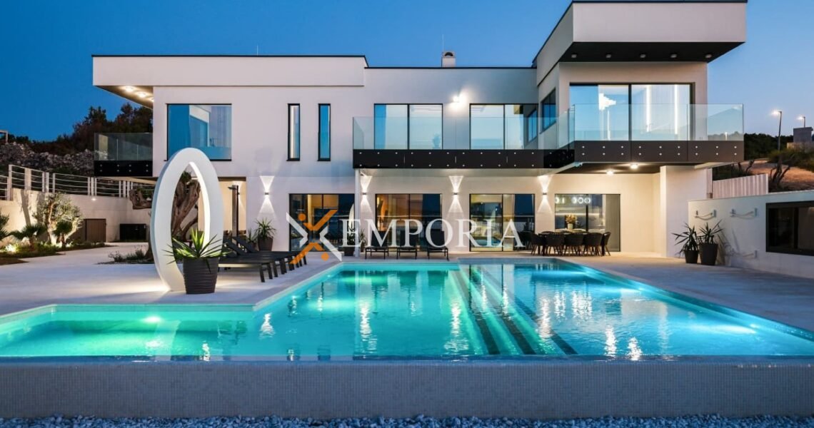 House H732 – Novigrad