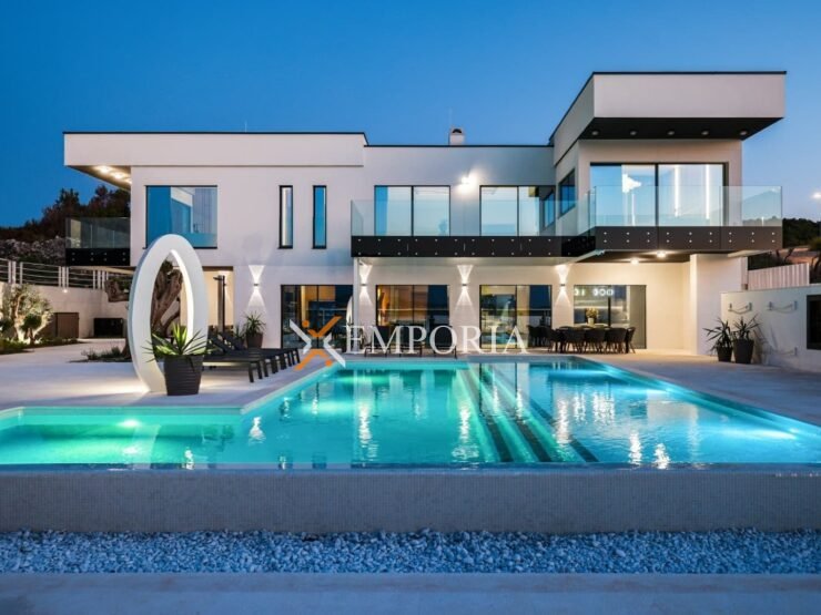 House H732 – Novigrad