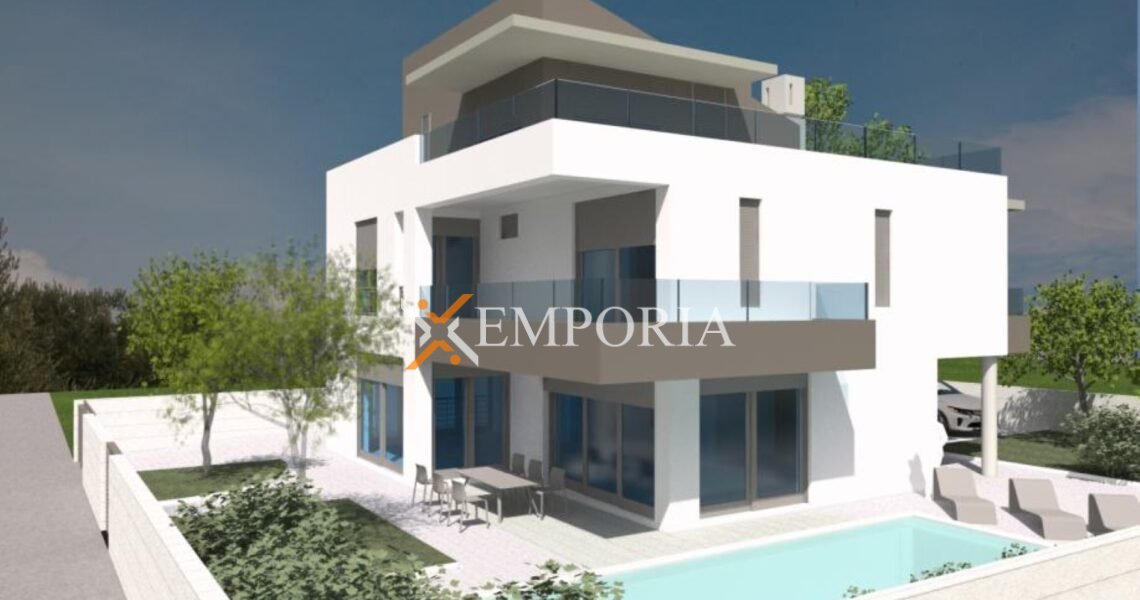 House H744 – Nin, Zaton