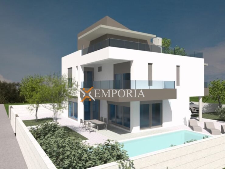 House H744 – Nin, Zaton