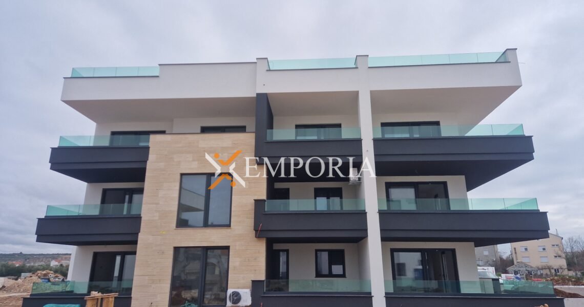 Flat F1328 – Zadar, Crvene kuće