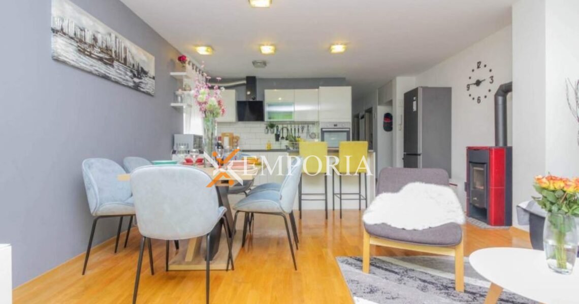 Flat F1334 – Zadar, Plovanija