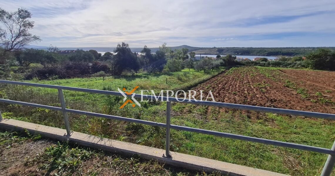 Urbanized land L562 – Posedarje