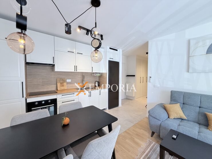 Flat F1363 – Zadar, Višnjik