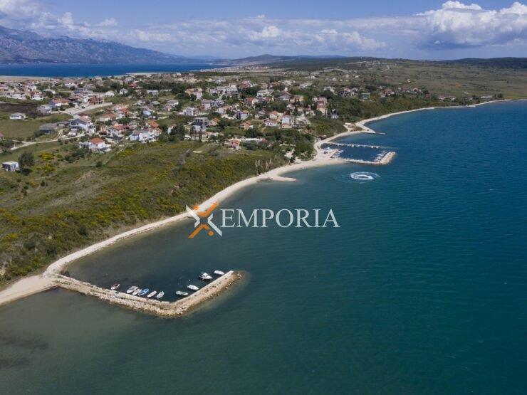 Urbanized land L581 – Ražanac, Rtina