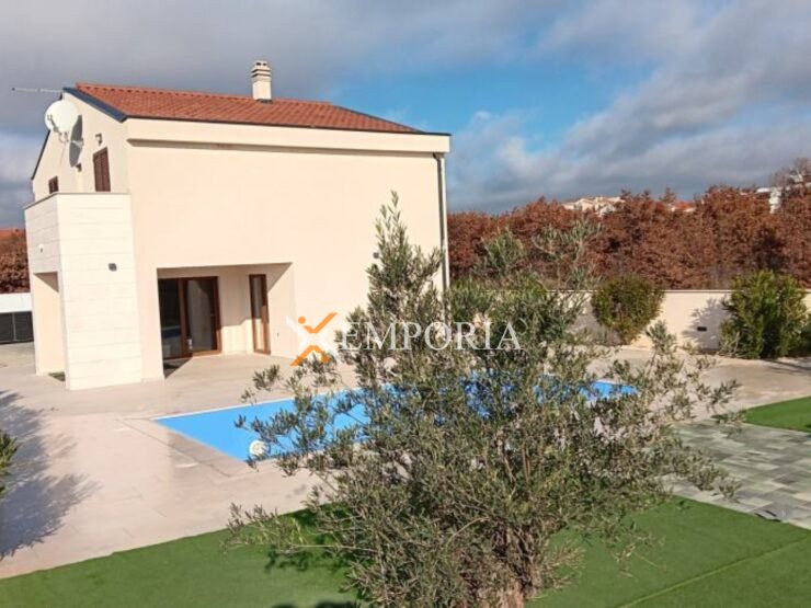 House H759 – Poličnik, Murvica