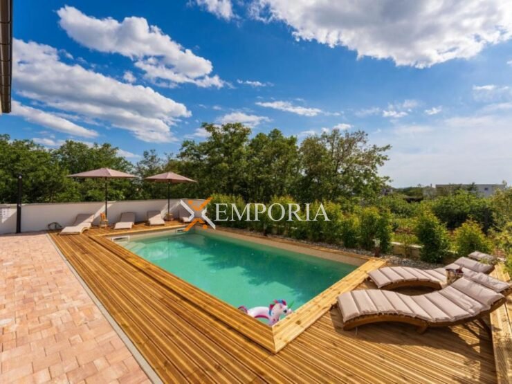 House H762 – Poličnik, Murvica