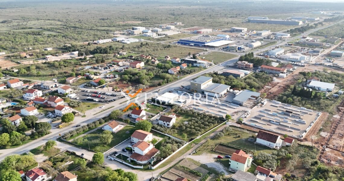 Urbanized land L587 – Poličnik, Murvica