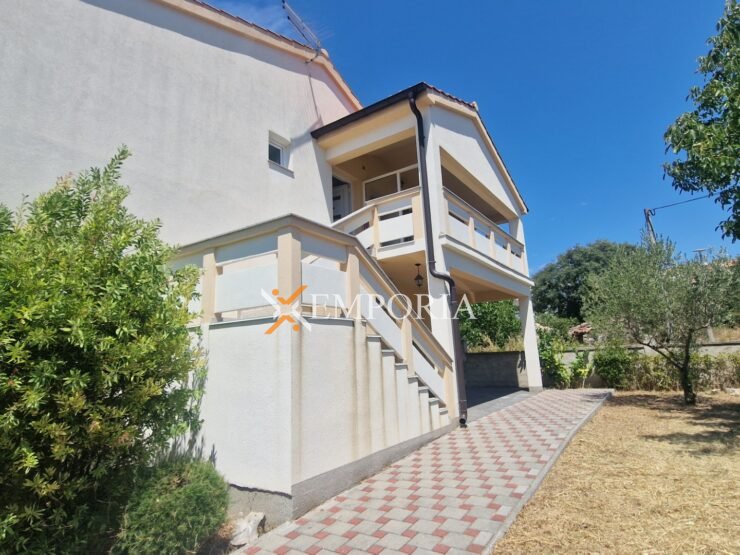 House H774 – Zadar, Skročini