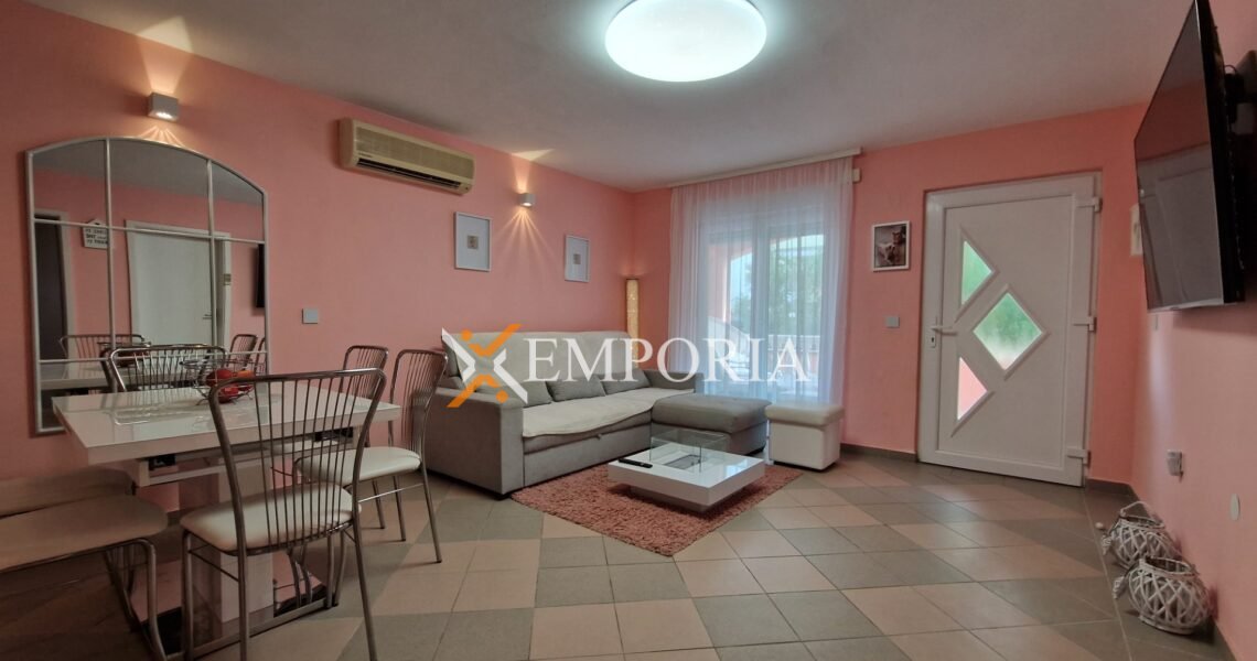 Apartment A1645 – Vir