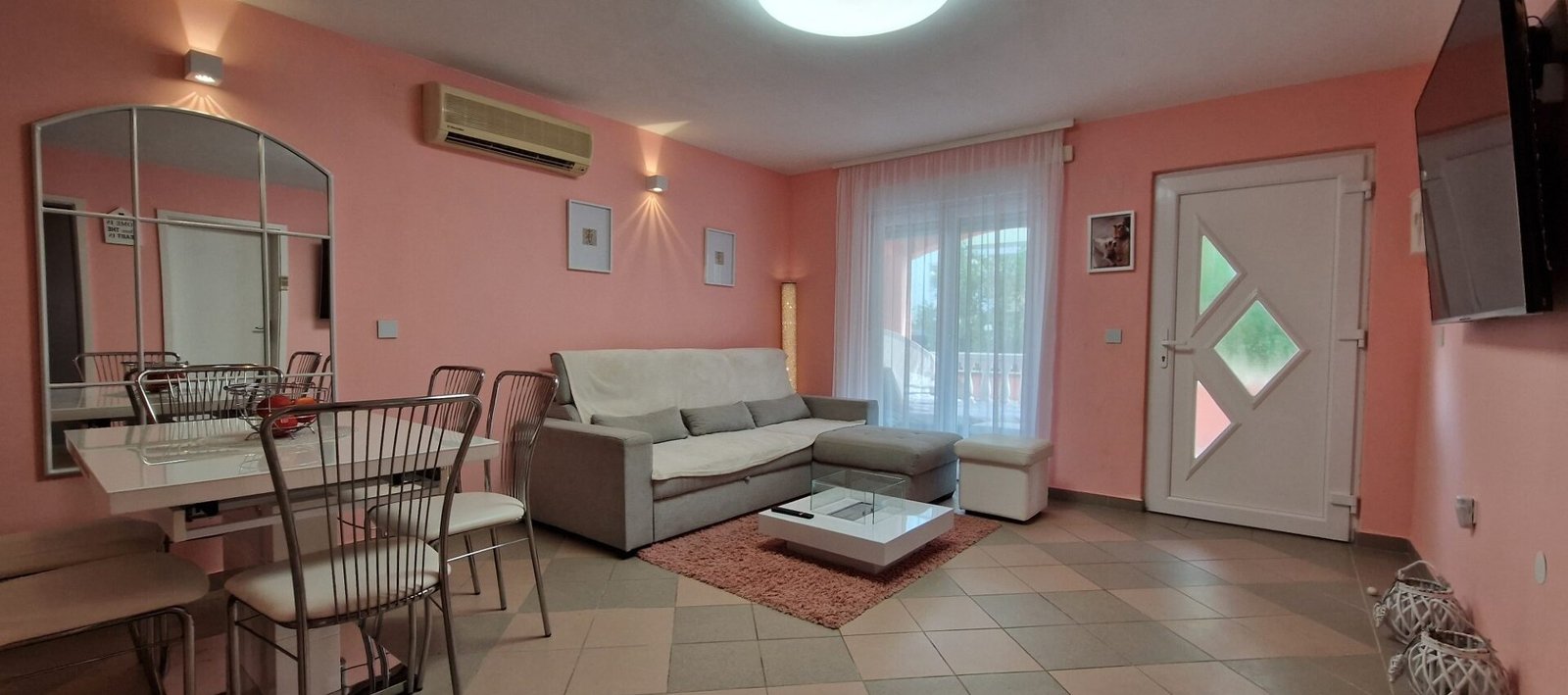 Apartment A1645 – Vir