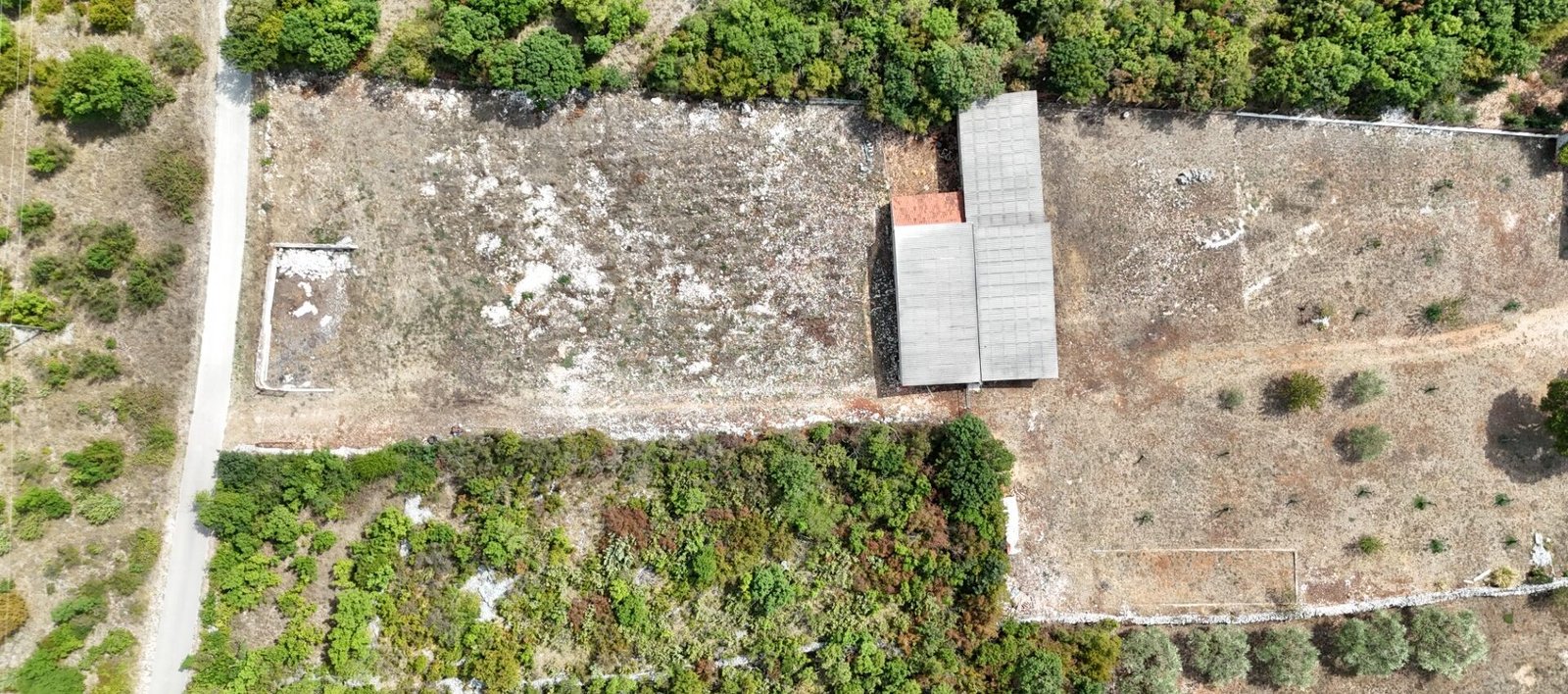 Urbanized land L607 – Novigrad, Paljuv Urbanized land L607 – Novigrad, Paljuv
